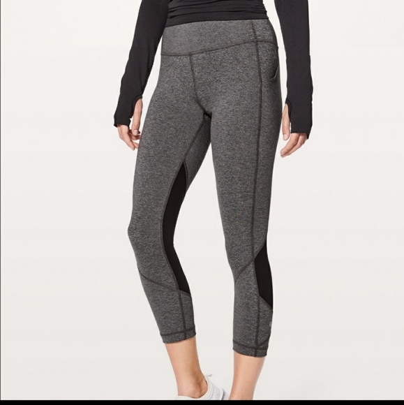 lululemon athletica Pants - Lululemon Pace Rival crop leggings size 8